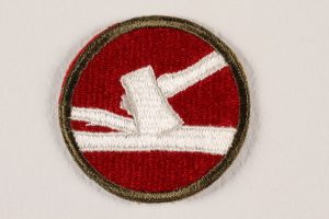 US Army 84th Infantry Division shoulder sleeve patch with an axe splitting a rail